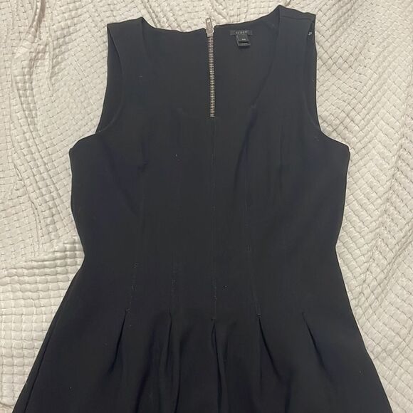 EUC - J. Crew - 00 - Picture 3 of 9